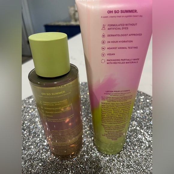 New! VS PINK! - Picture 4 of 9